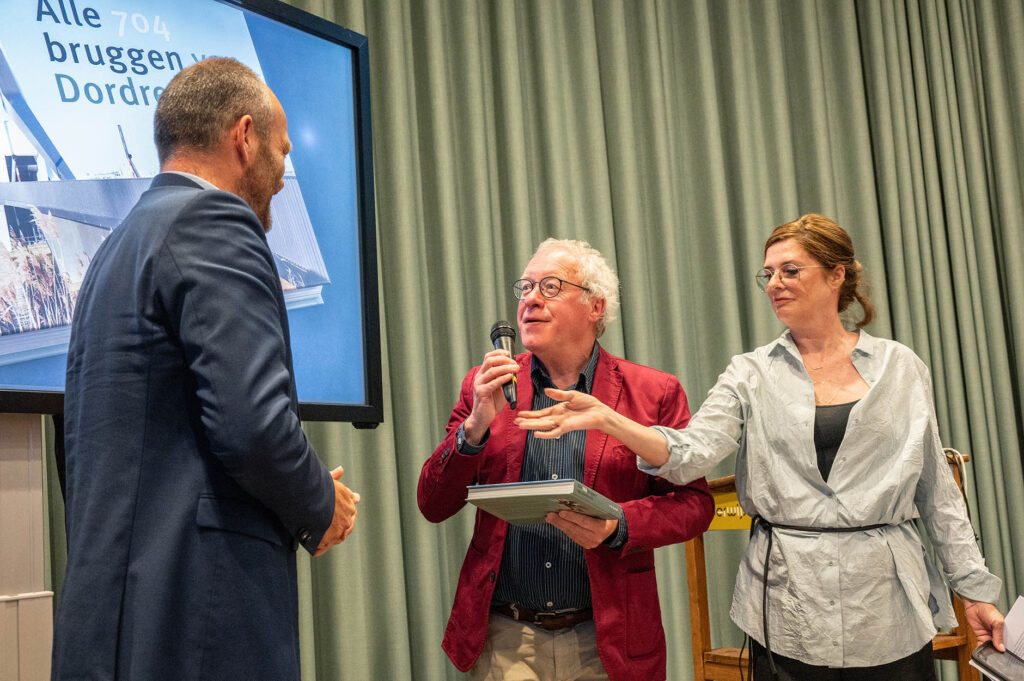 wethouder Rik van der Linden / Frits Baarda / Evelyn Jansen (foto: Allard de Goeij)