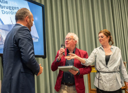wethouder Rik van der Linden / Frits Baarda / Evelyn Jansen (foto: Allard de Goeij)