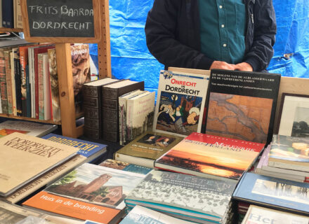 Vaste stek op de Dordtse Boekenmarkt